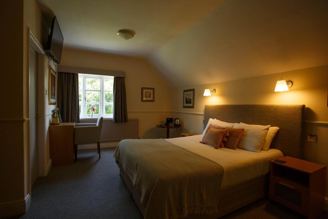 The Egerton Arms Hotel Chester Bagian luar foto